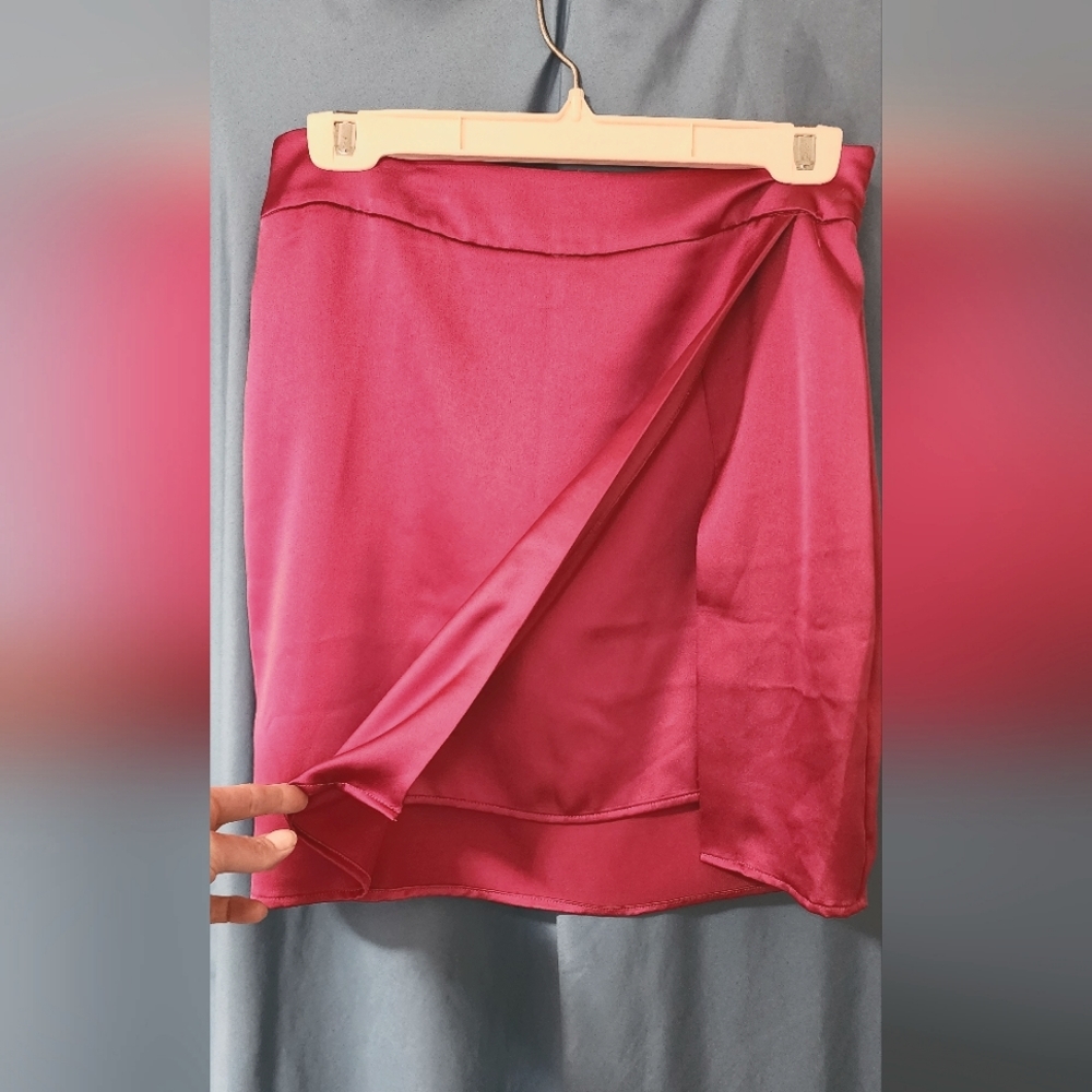 Mini Skirt - Picture 3 of 7